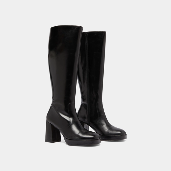 Platform boots in black leather | VENDOME