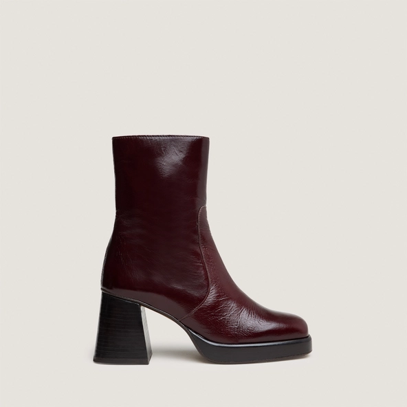 Ankle boots with platforms in dark brown shiny leather | BRIGAND
