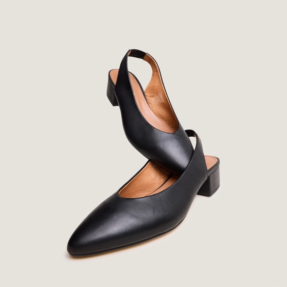 Ballet flats with open backs in black leather | VINCE