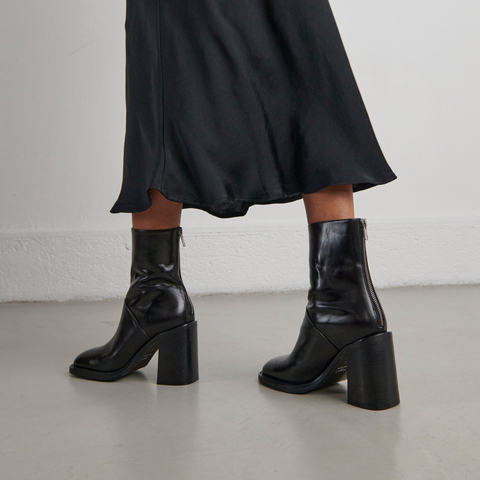 Boots &agrave; talons hauts black