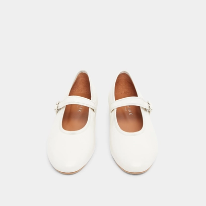 Ballet flats with straps and adjustable buckles in ecru leather | DEESSE