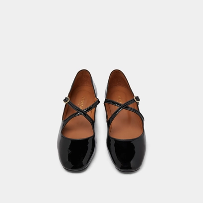 Ballerines &agrave; brides entrecrois&eacute;es in black patent and ecru leather | DUCKY