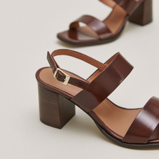 Sandales &agrave; talons cognac