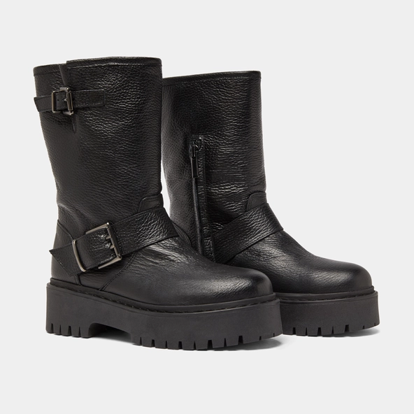 Bottes avec boucles in black grained leather | RICCARDO