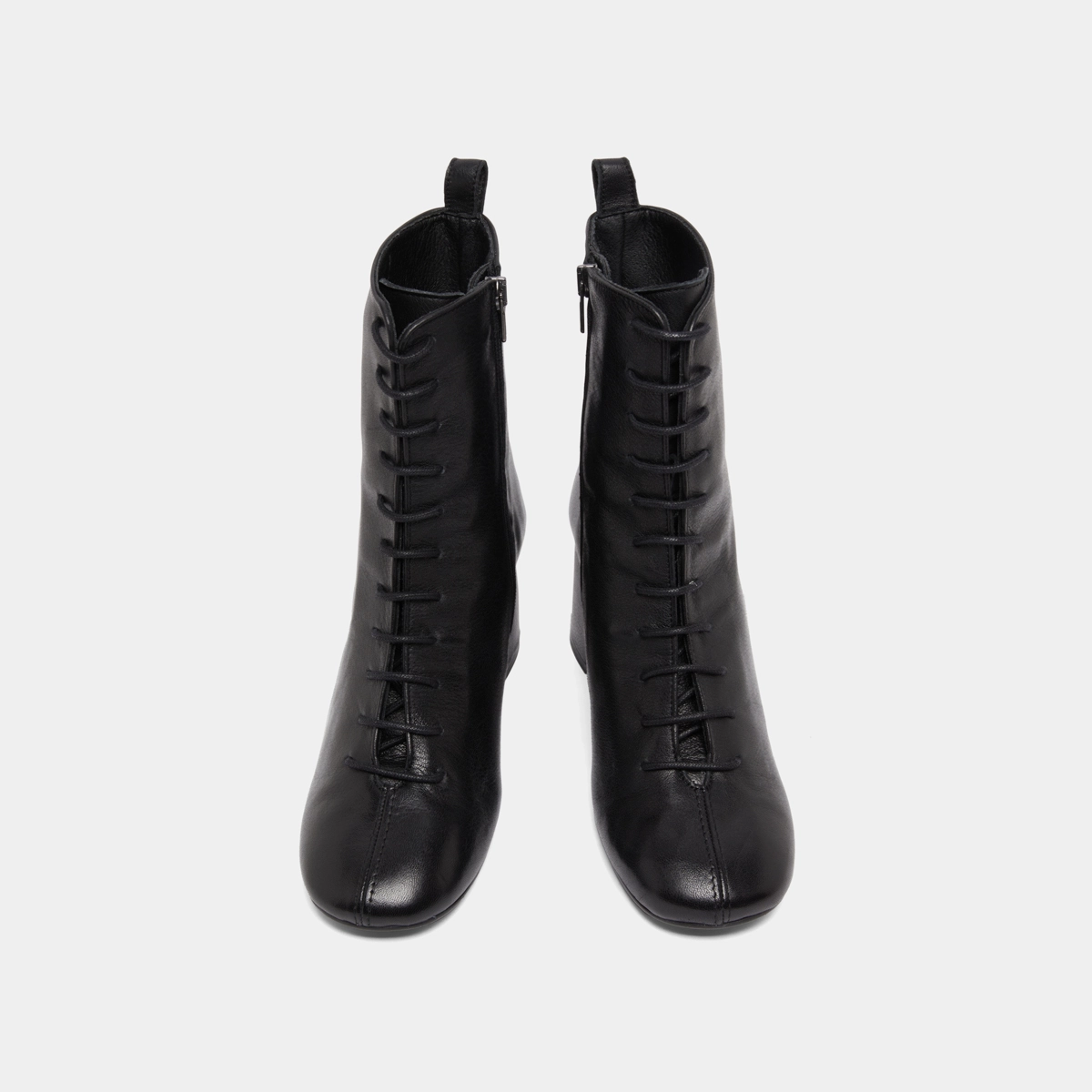 Bottines &agrave; talons et &agrave; lacets in black leather | BOSE