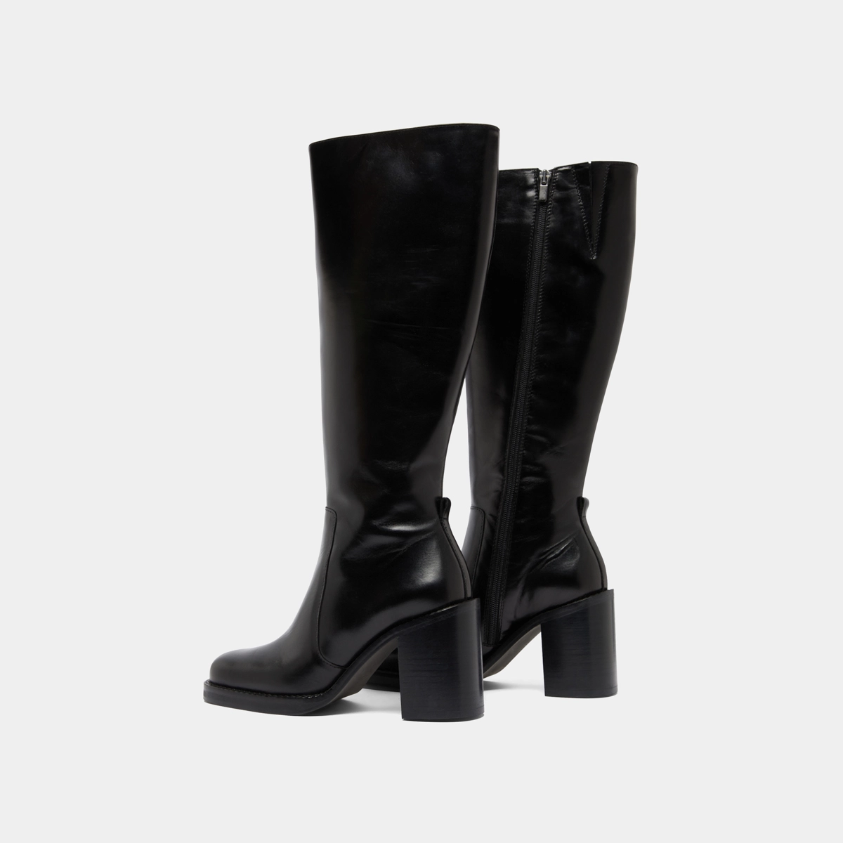 Boots with overflowing heels in black leather calf size S | BRETZEL