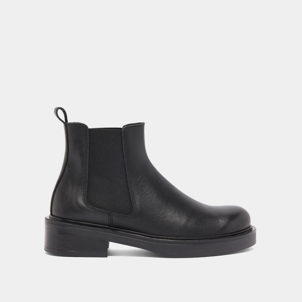 Boots &agrave; &eacute;lastiques in black leather | MELANIE
