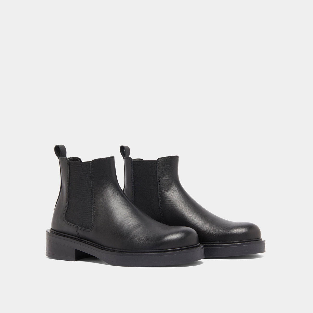 Boots &agrave; &eacute;lastiques in black leather | MELANIE