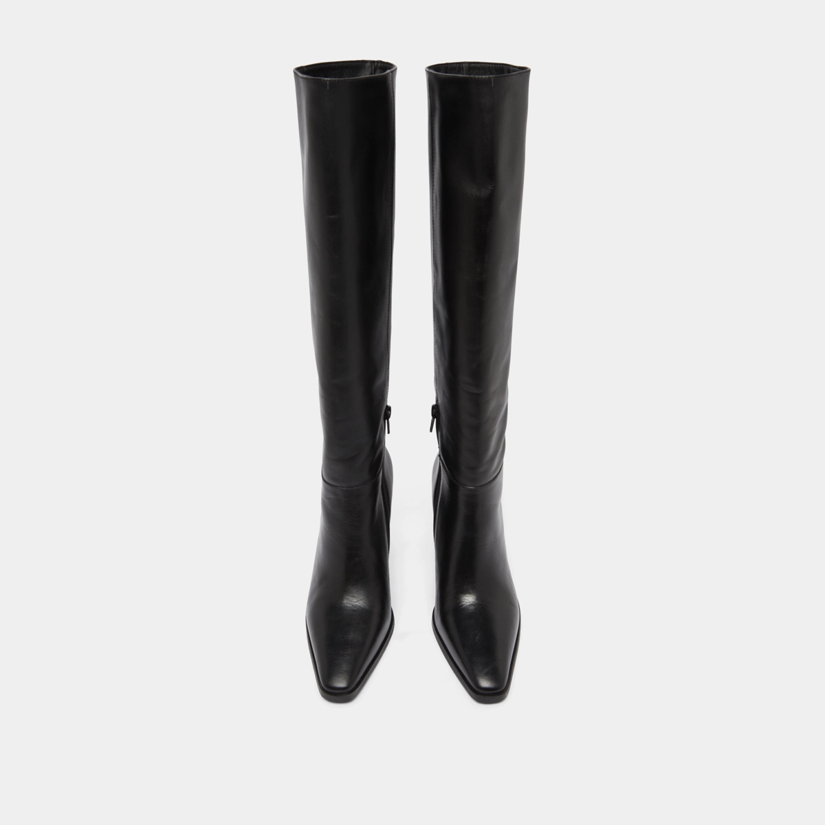 Bottes &agrave; bouts pointus in black leather | PLUME