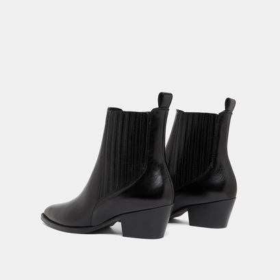 Boots &agrave; petits talons biseaut&eacute;s et &eacute;last... in black leather | bailey