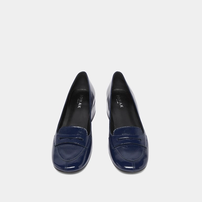 Mocassins &agrave; petits talons in blue pleated patent | bernie