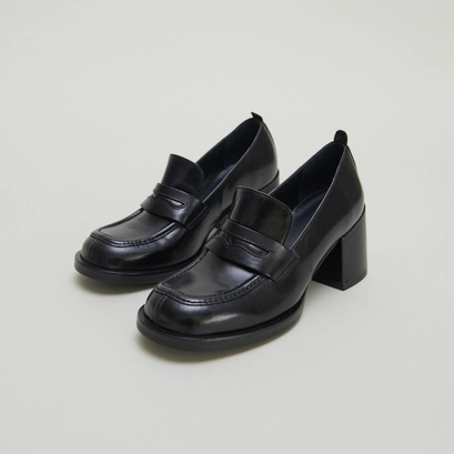 Mocassins college &agrave; talons in black leather | BICHE