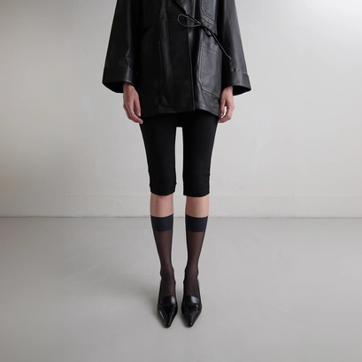 Escarpins &agrave; pattes in black leather | blondie