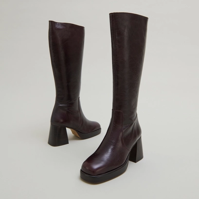 Bottes &agrave; plateformes in chocolate distressed leather | betina