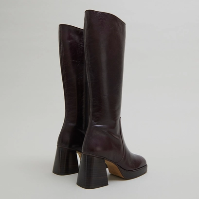 Bottes &agrave; plateformes in chocolate distressed leather | betina