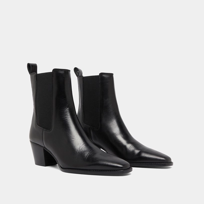 Bottines &agrave; talons biseaut&eacute;s et bouts poi... in black leather | birkin