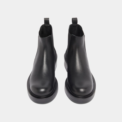 Boots &agrave; &eacute;lastiques in black leather | melanie