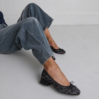 Ballerines &agrave; petits talons in gray leopard | dybil