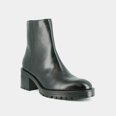 Boots &agrave; talons in black leather | cecilia