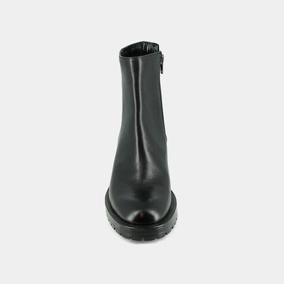 Boots &agrave; talons in black leather | cecilia