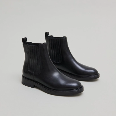 Boots &agrave; fronces in black leather | cleandre