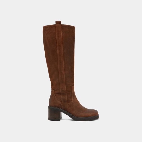 Bottes à bouts carrés et élastiques in tabac laminated suede | PANACHE