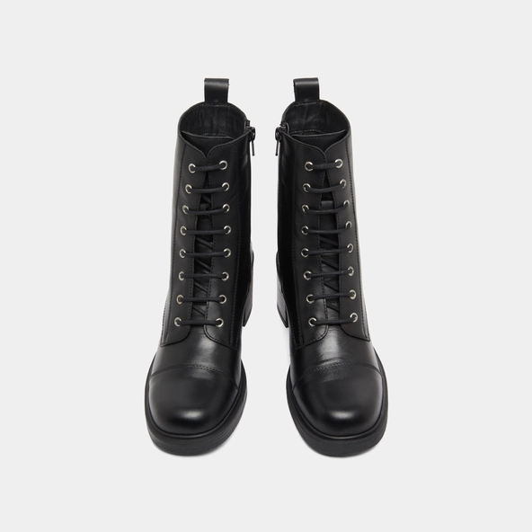 Bottines à lacets et élastiques arrières... in black leather | PANAME