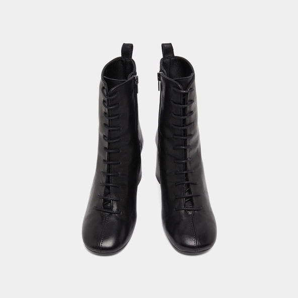 Bottines &agrave; talons et &agrave; lacets in black leather | BOSE
