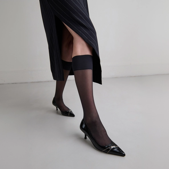 Escarpins &agrave; fermetures &eacute;clairs in black shiny leather | DANIELA