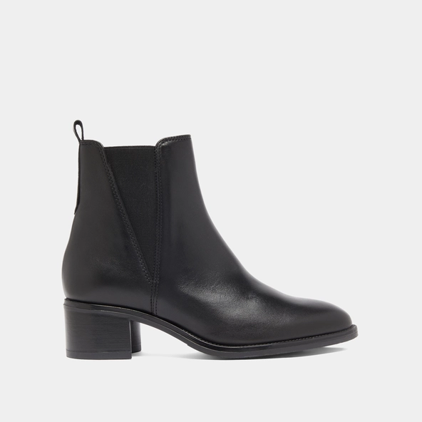 Bottines à élastiques triangulaires in black leather | CHILO