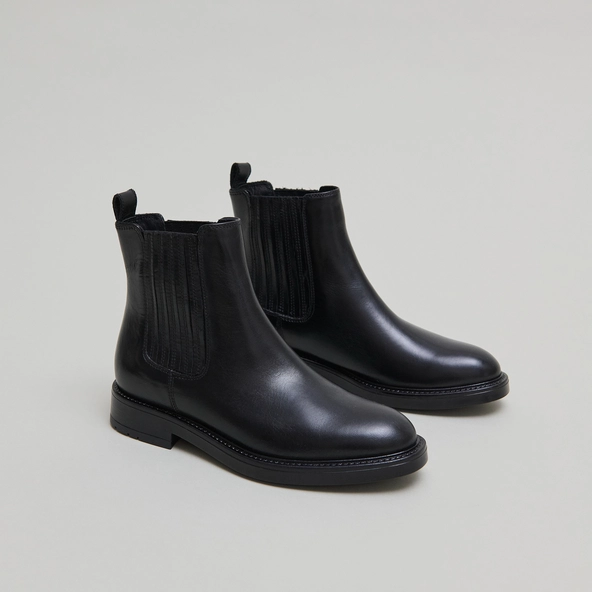 Boots à fronces in black leather | CLEANDRE